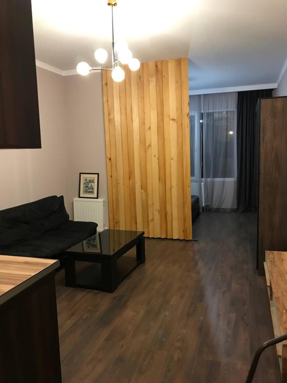 Room Studio 1 Тбилиси Экстерьер фото
