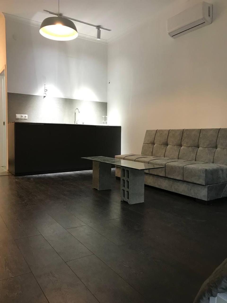 Room Studio 1 Тбилиси Экстерьер фото
