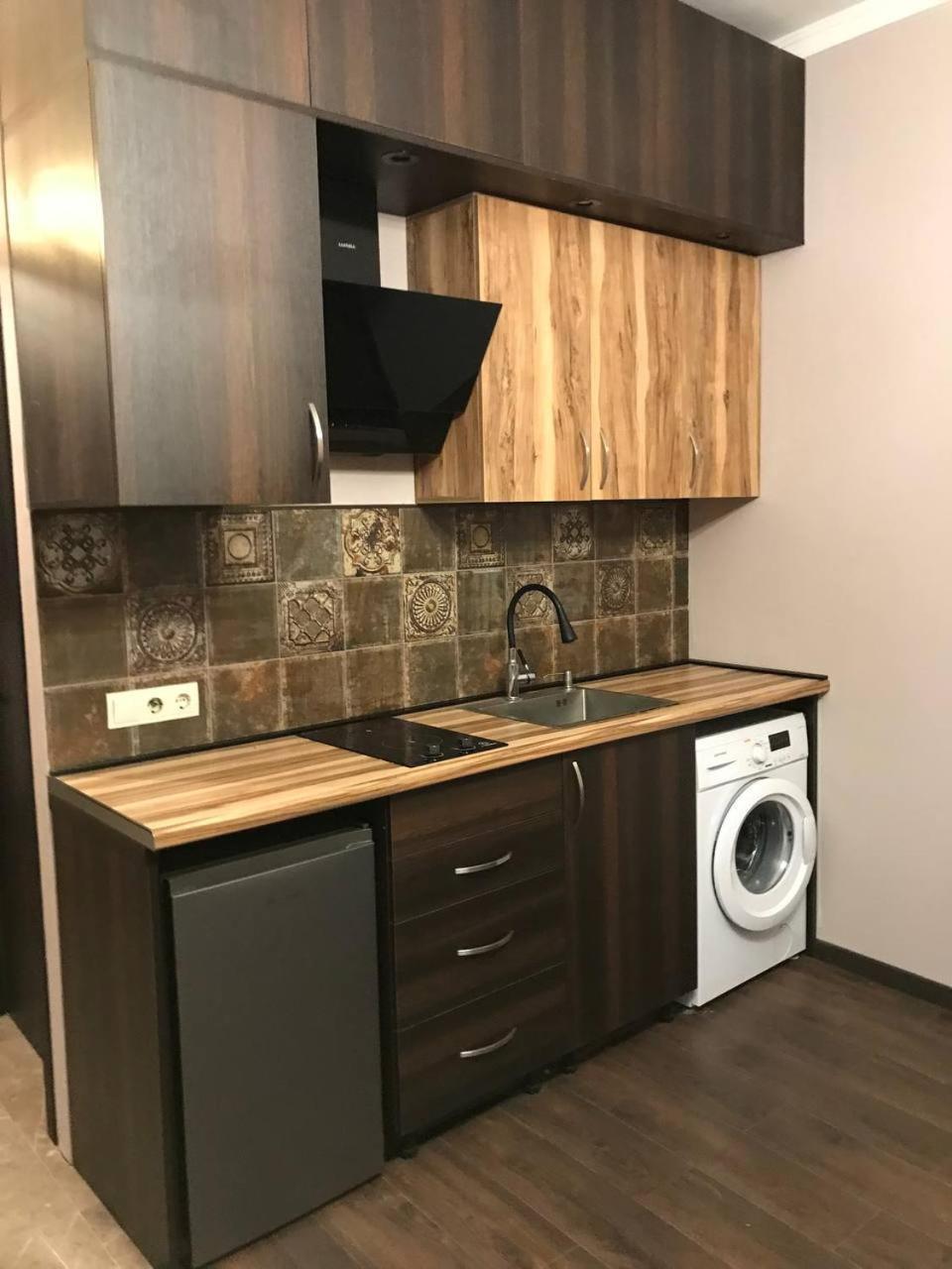 Room Studio 1 Тбилиси Экстерьер фото